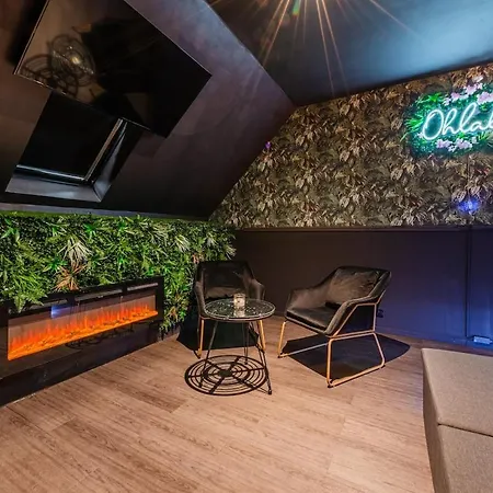 La Oh La La - Duplex Jungle & Jacuzzi Prive Wiwersheim