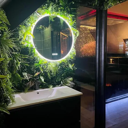 Διαμέρισμα La Oh La La - Duplex Jungle & Jacuzzi Prive