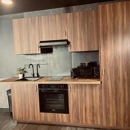 La Oh La La - Duplex Jungle & Jacuzzi Prive Διαμέρισμα *